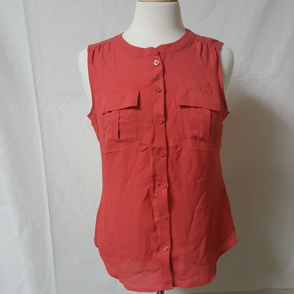 Woman's button down shirt